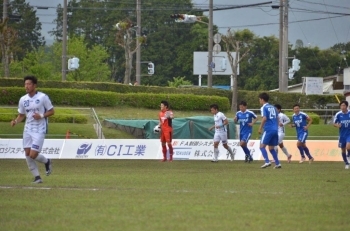 冷静な大畑選手（ＧＫ）