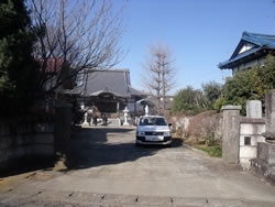 5番目に来たのは小池にある妙光寺。<br>細い道を入ったところにあるので注意！