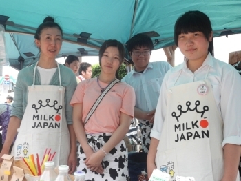 地域おこし協力隊のスタッフさんもがんばっていましたよ！