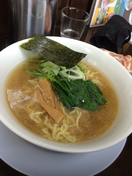 「白醤油チャーシュー麺」