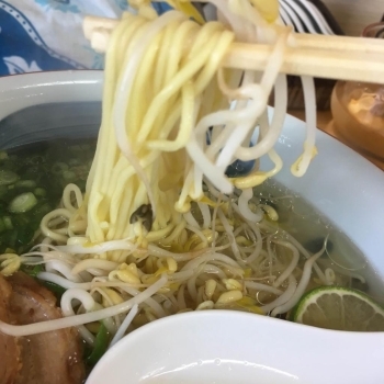 もっちりとした麺