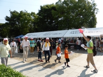 弁天池公園の自然を学んでもらう【まなびの広場】も同時開催