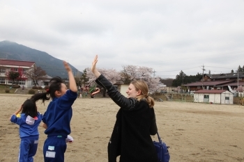 みんなアリスと遊びたくてたまりません☆