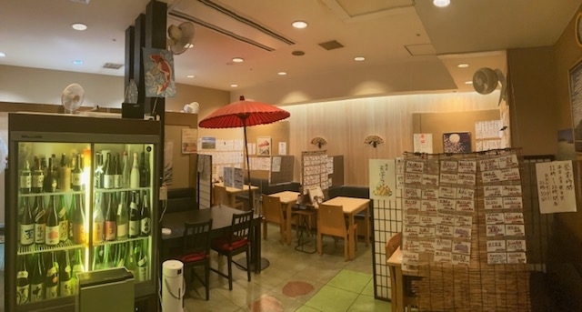 清潔で格調高い店内「都筑区初：日本酒ソムリエAI導入「KAORIUM  for  Sake」　　　　」