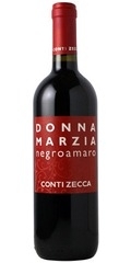アジィエンダ・アグリコーラ・コンティ・ゼッカ<br>ドンナ・マルツィア　ネグロアマーロ<br>南イタリアの地ブドウ、ネグロアマーロ種主体のワインです。完熟したベリーやチェリーのアロマに溢れ、果実味がとても豊か。新鮮で適度なコクがあり、気軽に毎日楽しめるワインです。<br>