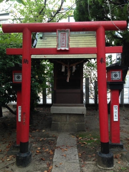 末社に海運の神様、住吉社があります。