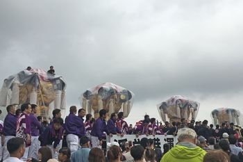 あいにくの雨模様