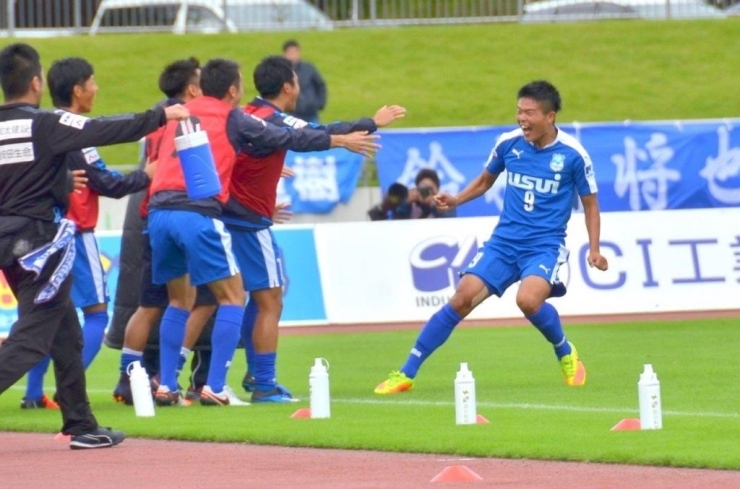 中村選手がヘディングシュートでゴールを決めました！