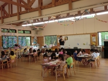 4・5才児を対象に、かずの教室を行っています。「社会福祉法人永翔会 龍翔寺こども園」