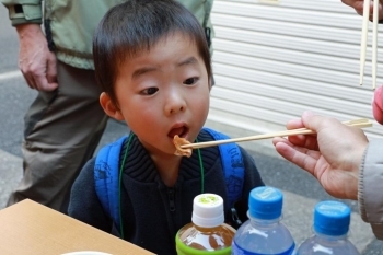 焼肉徳ちゃん前