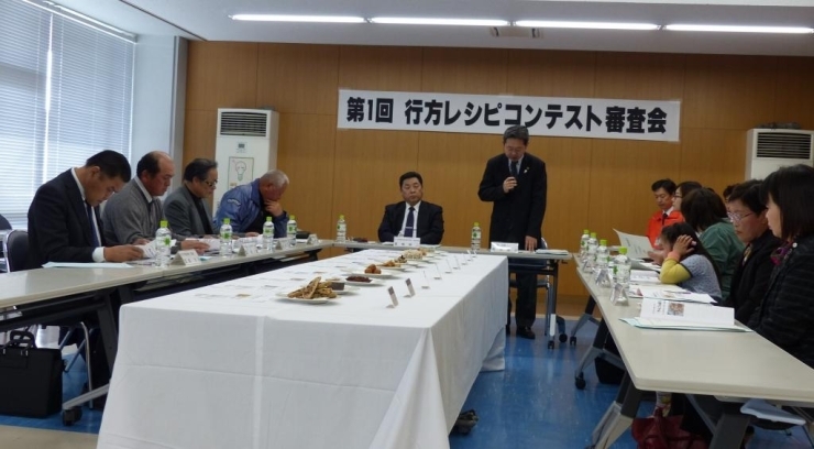 鈴木市長より、レシピコンテスト審査会の開会あいさつです。