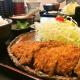 ボリューム満点！！　今日の気分は　ガッツリ　とんかつ(*‘∀‘)【霧島】