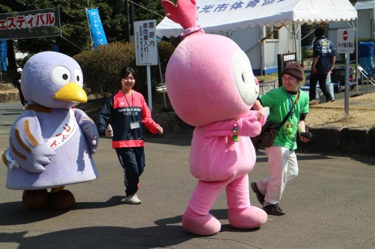 さつきちゃんとコバトンも参加♪<br>頑張れ～♪