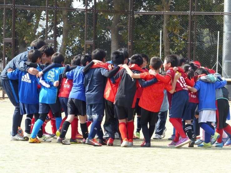 行方市内のサッカースポーツ少年団が麻生運動場多目的グラウンドに、一番のり！