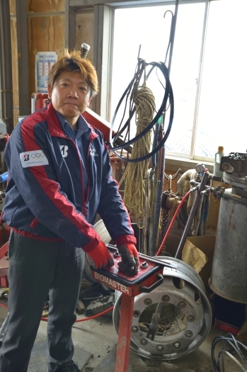 市内全域でタイヤのトラブル時に駆け付けます！　ご連絡ください「ミスタータイヤマン 小樽店」