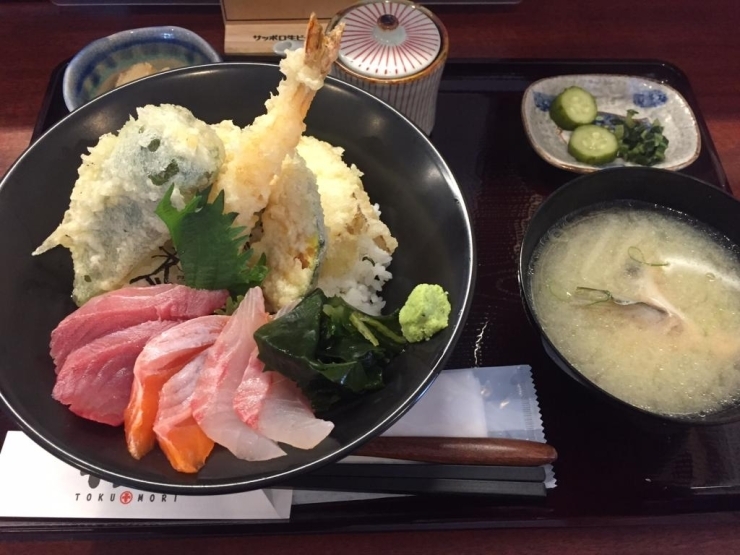 海鮮丼も天丼も味わえる！