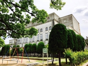 加古川図書館裏