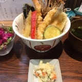 米と天ぷら悠々　夏の天ぷら丼ぶり