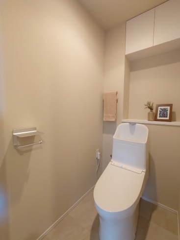 シンプルで使いやすいトイレ「大阪市内が一望できるマンションのリフォーム完成見学会を開催します♬」