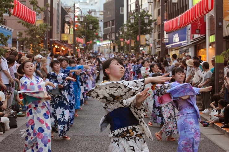 あっという間の夕暮れ時　<br>田子名物のニンニクで　エネルギー補充を<br>お疲れ様ー　また来てくださいね