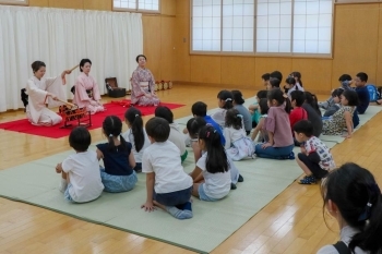 にほんの楽器、お囃子体験