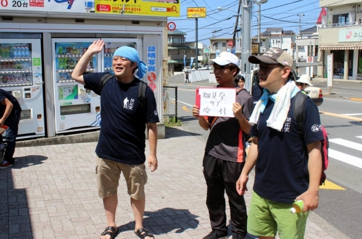 左が龍神丸市場店長の大石さん。一番右が開拓使社長さんの北澤さん。