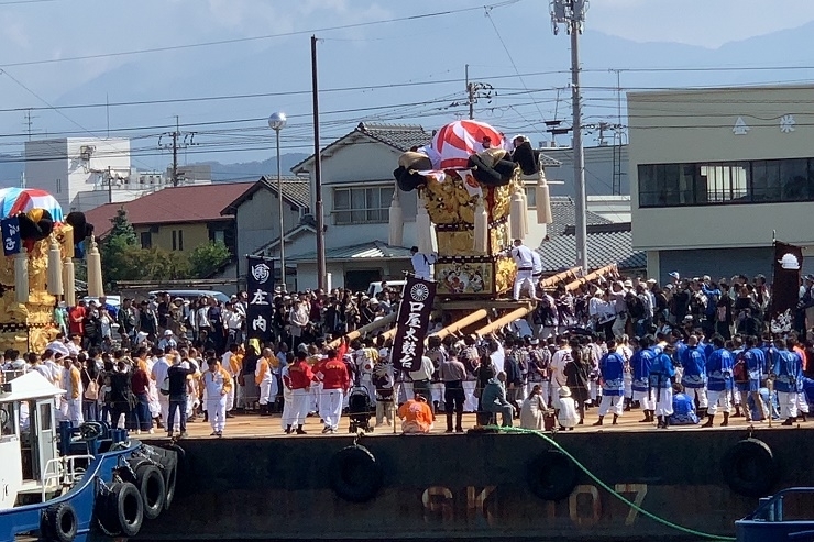 口屋太鼓台、乗船中