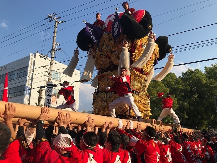 金栄太鼓台、差し上げ