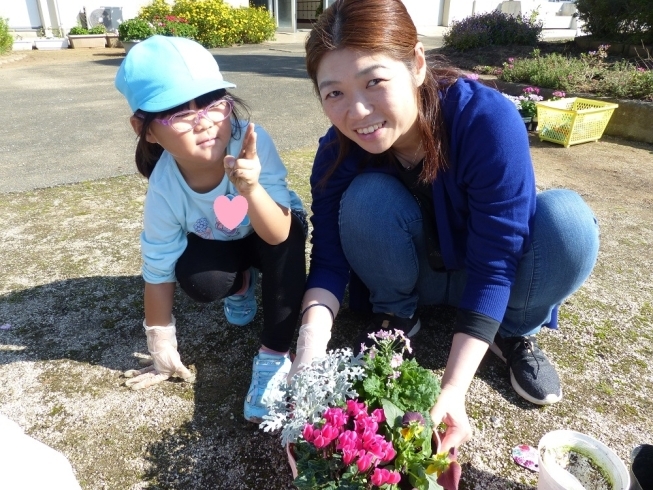 完成ーー！！「親子で寄せ植え体験！　～行方市立北浦幼稚園～」