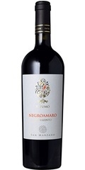 サン・マルツァーノ<br>イル・プーモ　ネグロアマーロ<br>芳醇で野性味を帯びたベリー系のアロマにタイムのニュアンス。柔らかい果実味と、スパイシーな余韻が広がる<br>飲み心地のよい赤ワインです。
