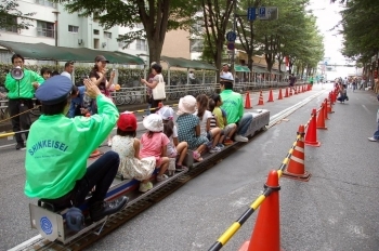 新京成電鉄さんのミニ電車。<br>子どもたちに大人気！