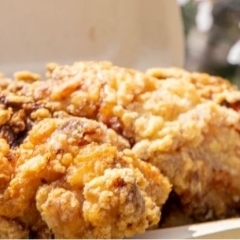 2022 枚方市宮之下町★ テイクアウト専門店 あげもん屋 BASE(ベース)