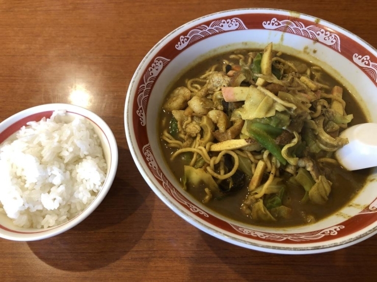 舞鶴なカレーちゃんぽん《小ライス付》　1045円