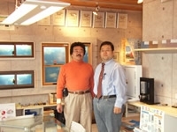 兄の秀一さん（写真左）と弟・弘幸さん
