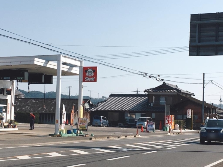 オープン時はのぼりが立っているのが目印（写真は定休日の日）