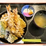 【食事処しょじょじ】オレンジの八角形、タヌキが目印！天ぷら専門店でランチ