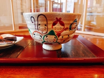 茶器は店主がセレクトした京都の陶芸家の作品。一つ一つにこだわりとセンスが感じられます♪