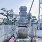 地神社の境内にある「五輪塔」を取材してまいりました！