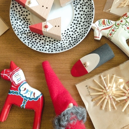 北欧のクリスマス雑貨たち。「クリスマスを彩る雑貨たち　　家づくりと北欧雑貨の店Leaf」