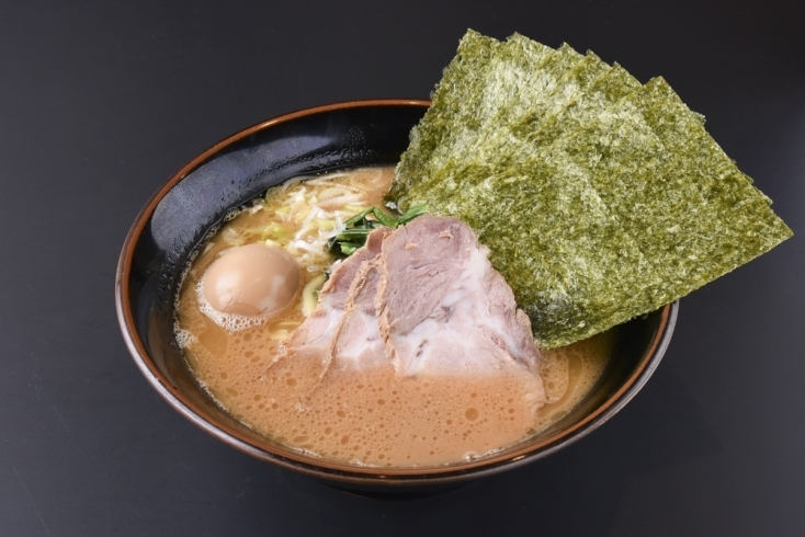 「横浜家系らーめん 英」福井学園近く、家系ラーメン屋！　美味しいタピオカドリンクも♪