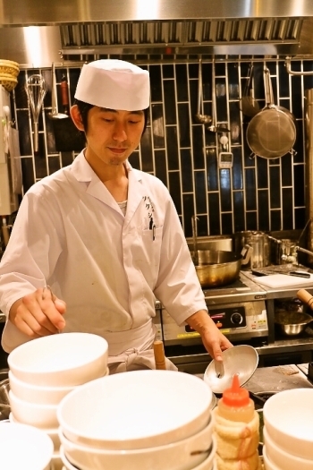 女子会にもぴったりなお店です。ランチにディナーにお使い下さい「天ぷらとそば ツクシ」