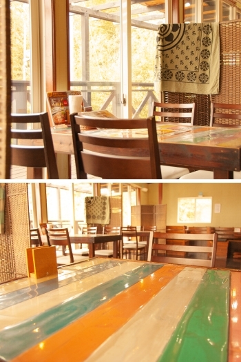 かわいいテーブルがポイント「YETI CAFE & RESTAURANT イエティカフェ & レストラント」