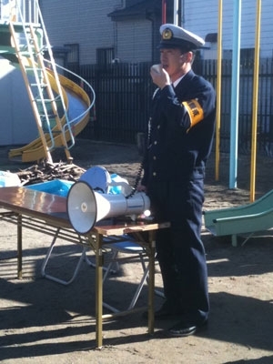 吉川警察からお巡りさんに出張いただき、自転車の安全走行と、振り込め詐欺の防止につきお話をして頂いていました。<br>