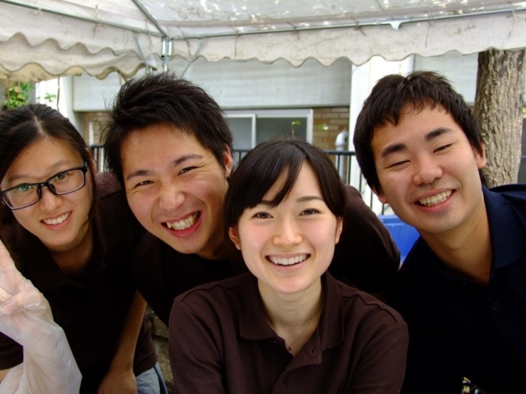 写真は昭和大学の学園祭。秋の学園祭は、学生さんたちの明るい笑顔でいっぱいでしたねー