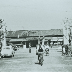 約70年前の船橋駅と駅前通り　戦後数年で整備されつつあった街