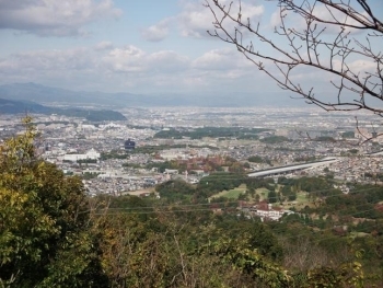 （国見山山頂より京都方面の展望）