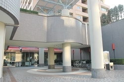 「西早稲田地域交流館」区内在住の60歳以上の方が利用できる施設です