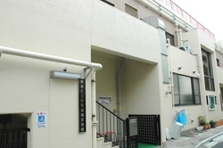 「新宿地域交流館」区内在住の60歳以上の方が利用できる施設です