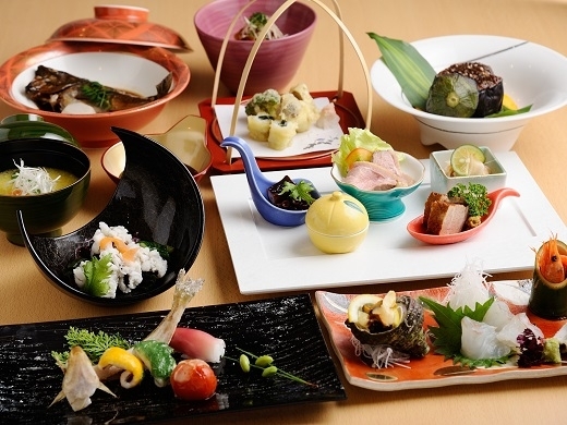 「花水季」会席料理を中心にした日本料理店です。