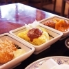『レストランあけぼの』で小鉢が並ぶ日替わり洋食ランチ【京成津田沼駅】